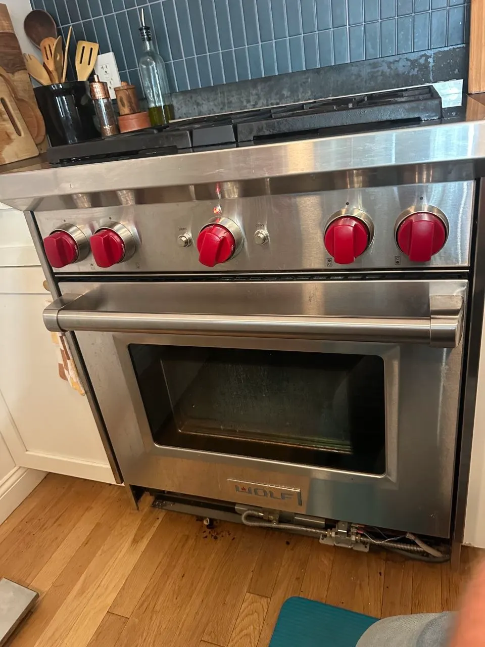 Wolf Oven Not Working – Damaged Wiring Repair Near Prospect Park